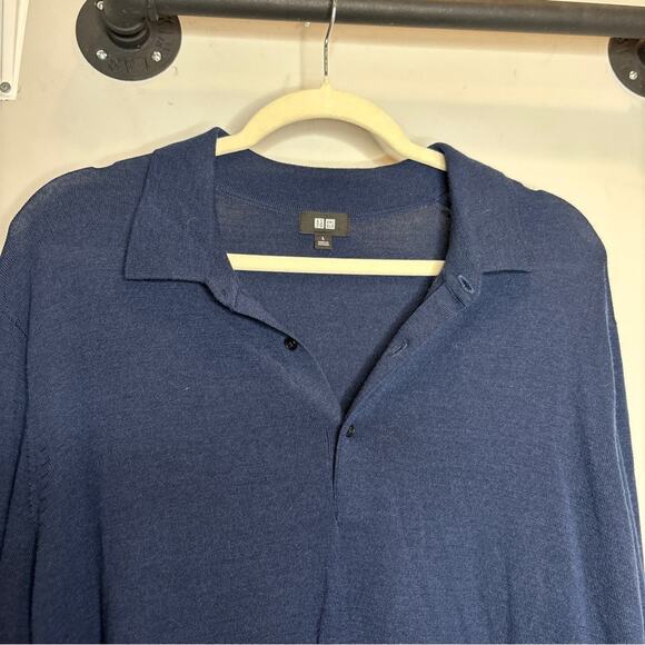 Uniqlo Men’s V-neck Wool Sweater - Picture 5 of 8